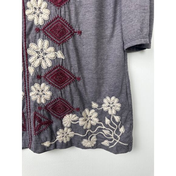 Johnny Was Gray Floral Embroidered Front And Back Tunic Blouse size S Boho A36 - Picture 2 of 7